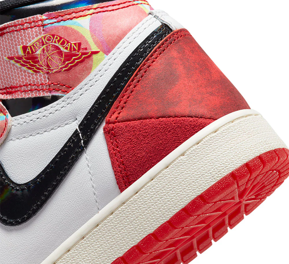 AIR JORDAN 1 RETRO HIGH OG "NEXT CHAPTER" (GS) - Image 7