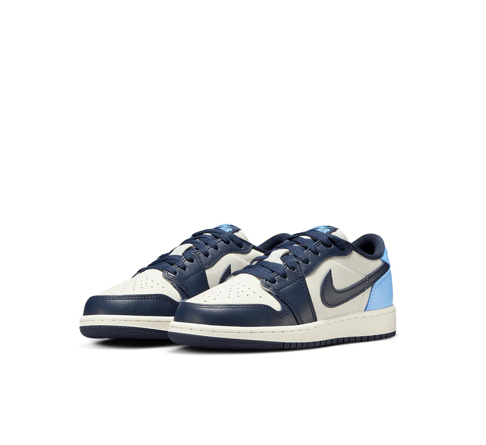 Air Jordan 1 Low OG  "Obsidian" (GS) - Image 2