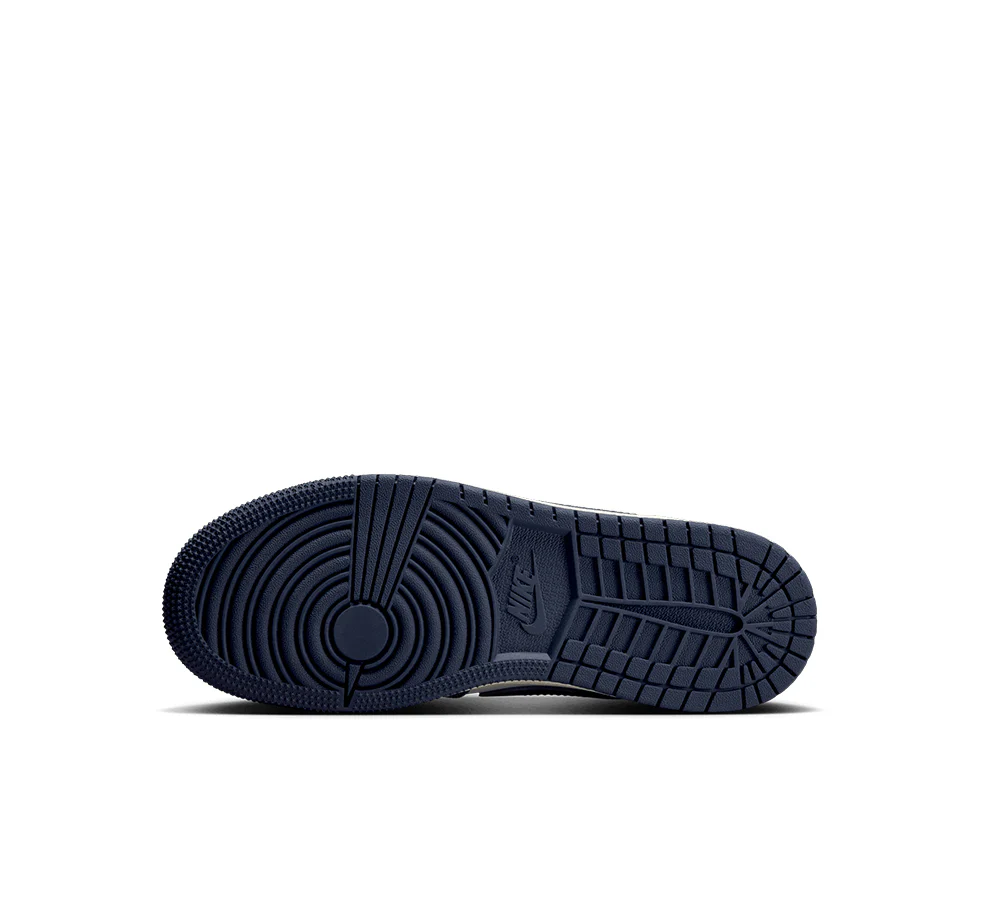 Air Jordan 1 Low OG  "Obsidian" (GS) - Image 3