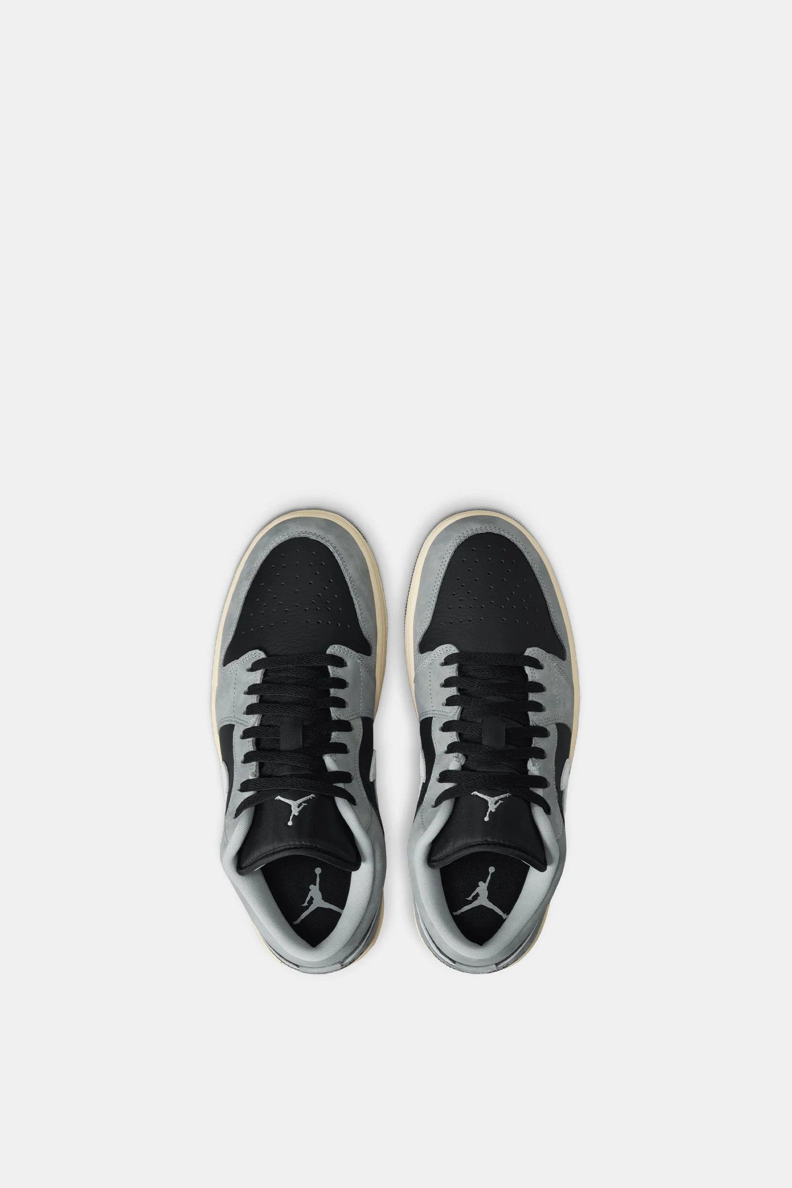 Air Jordan 1 Low SE - Image 4