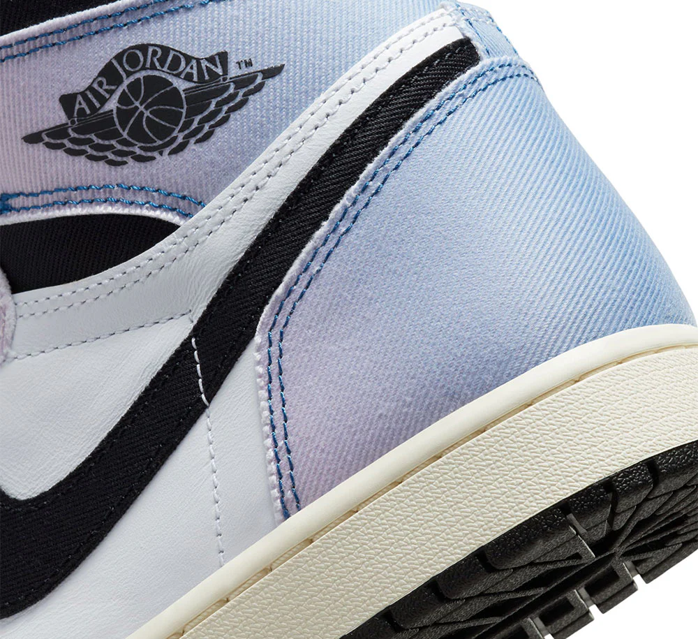 AIR JORDAN 1 RETRO HIGH OG - Image 7