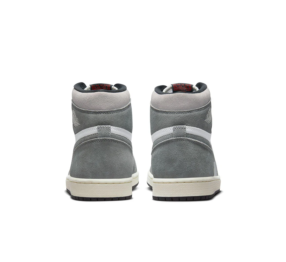 AIR JORDAN 1 RETRO HIGH OG - Image 4