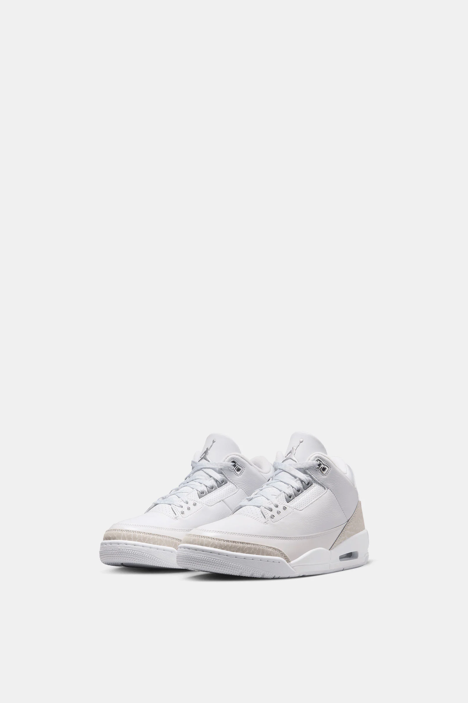 Air Jordan 3 Retro - Image 2
