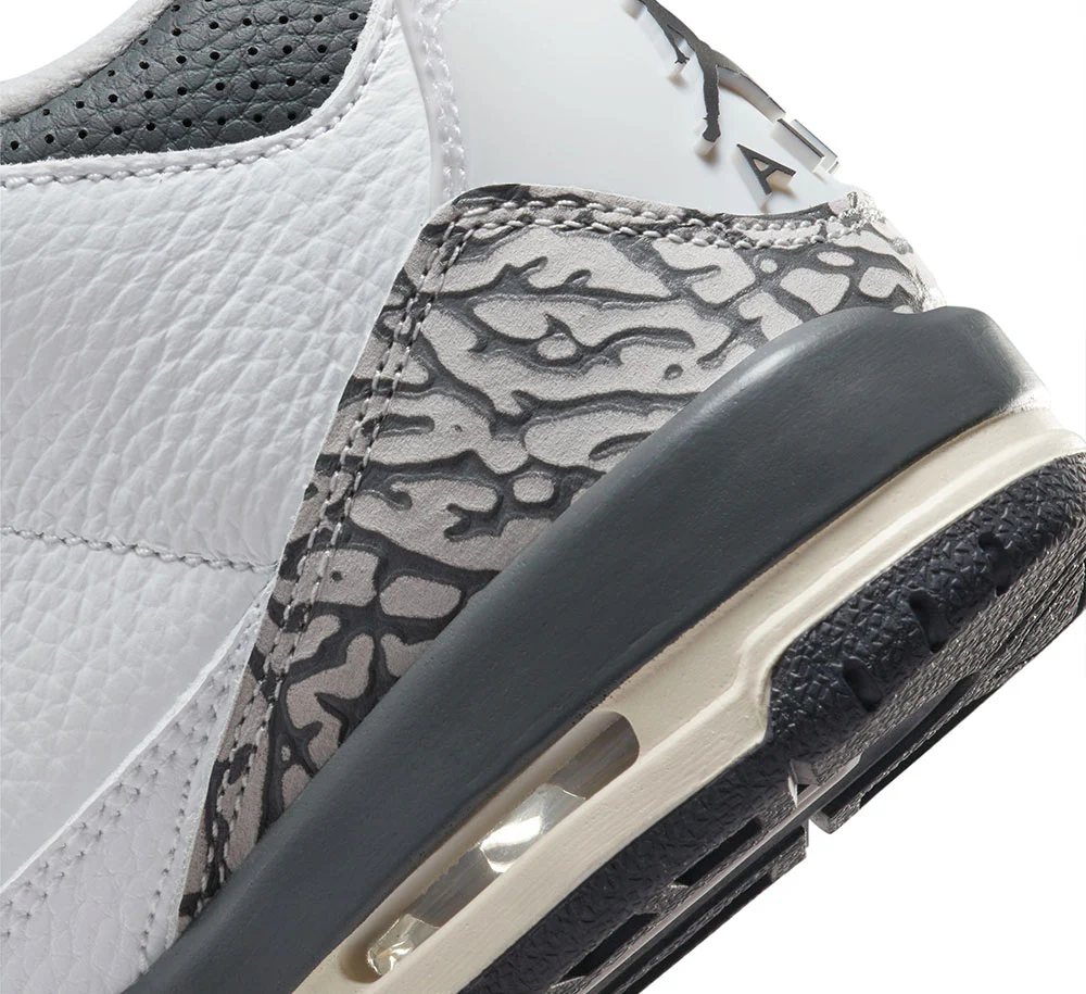AIR JORDAN 3 RETRO (GS) - Image 8