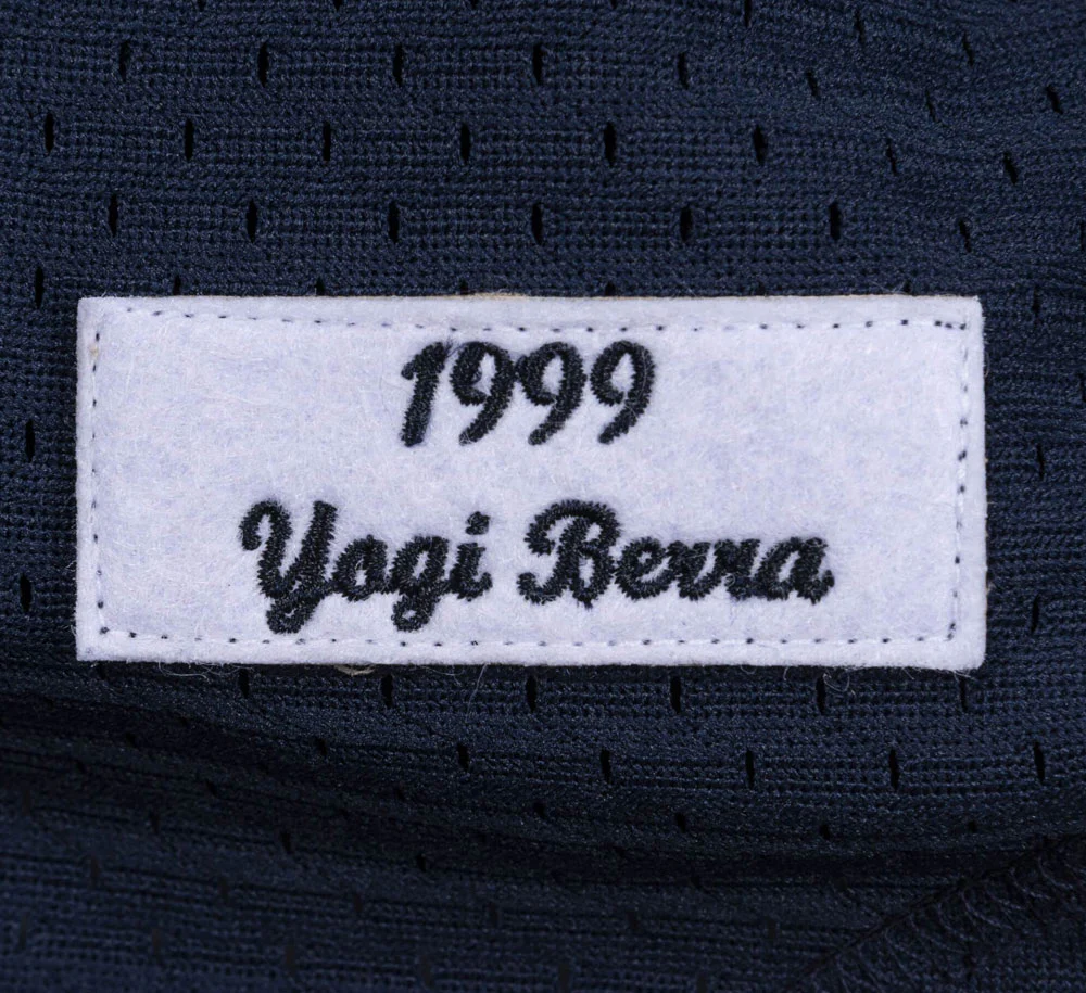 AUTHENTIC BP JERSEY NEW YORK YANKEES 1999 YOGI BERRA - Image 3
