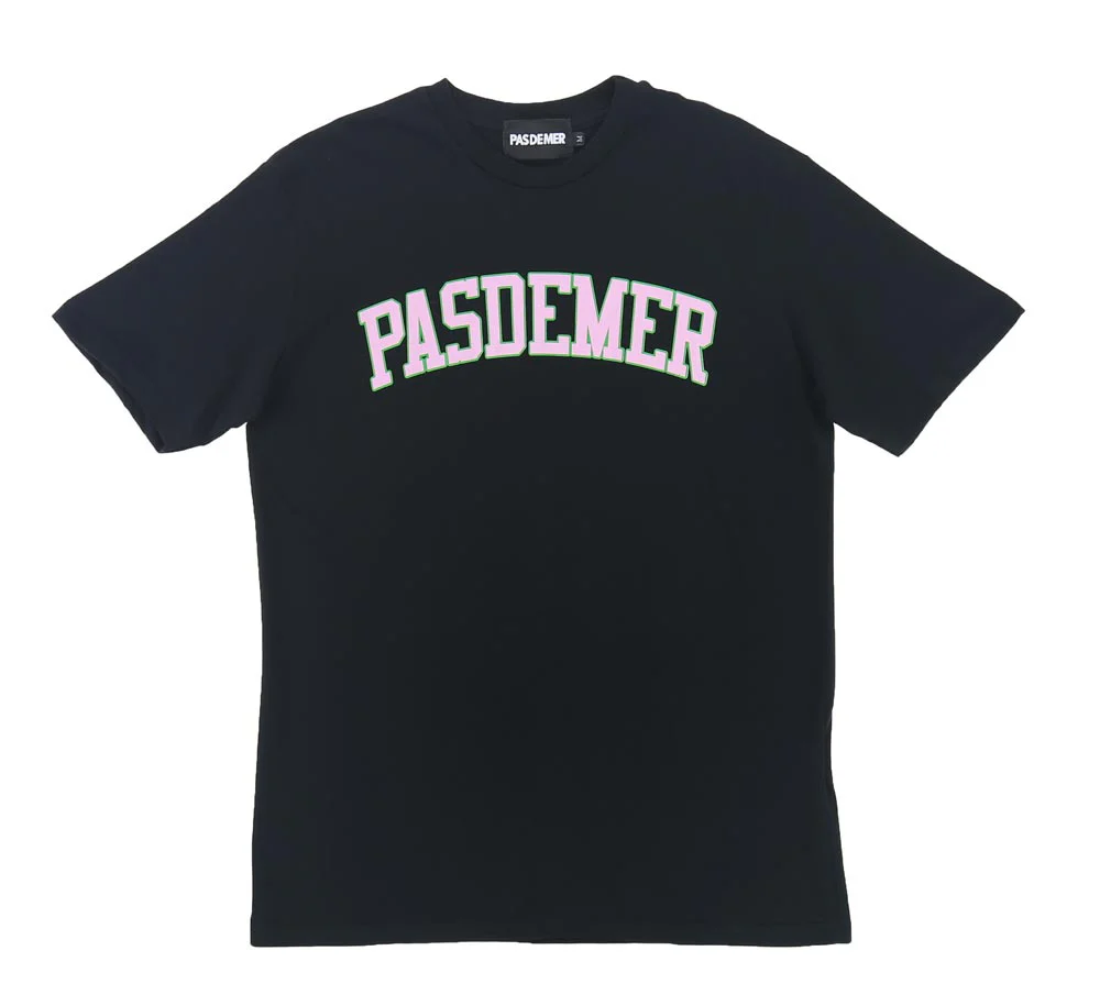 COLLEGE OVERSIZE LOGO TEE