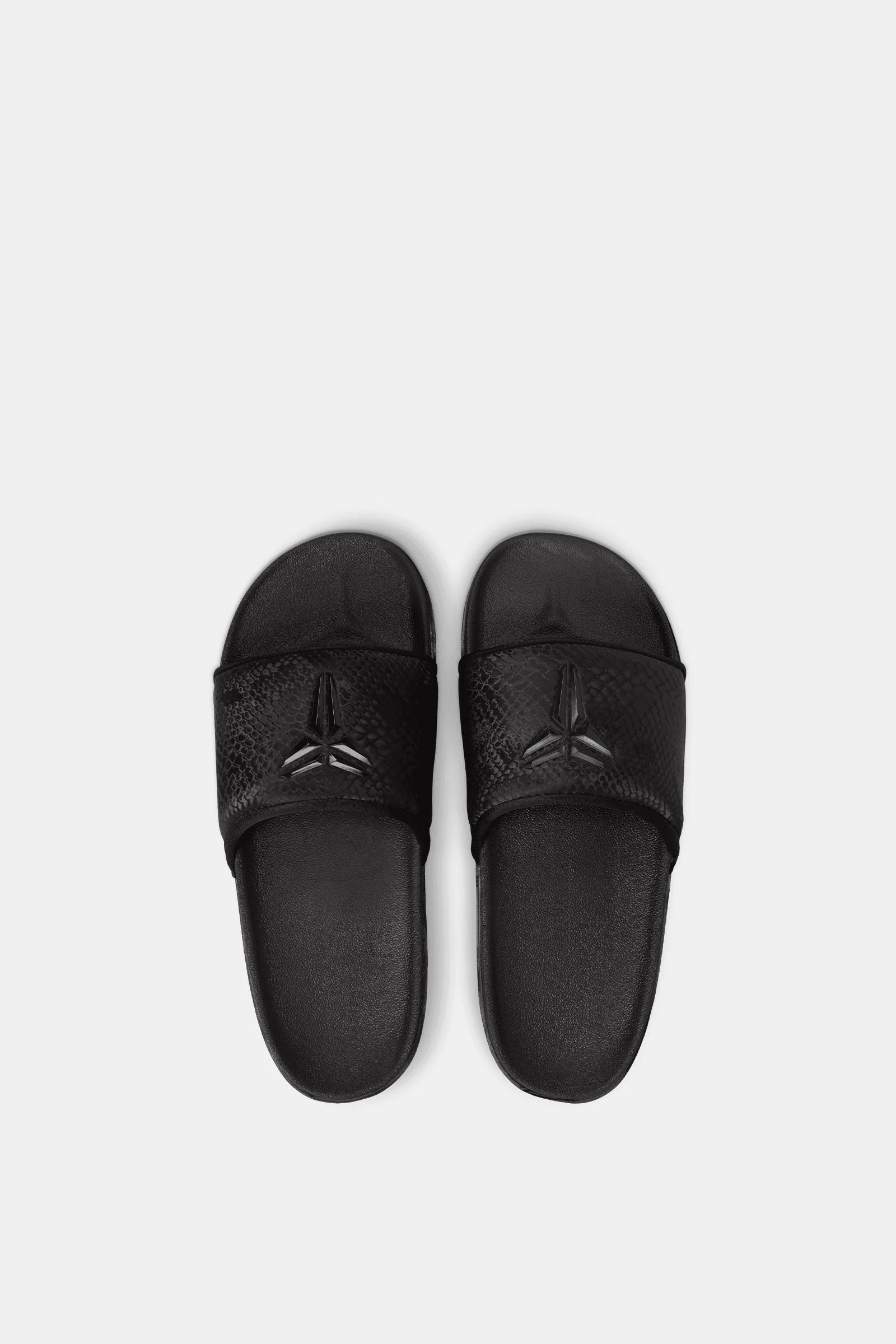 Kobe Offcourt Slides