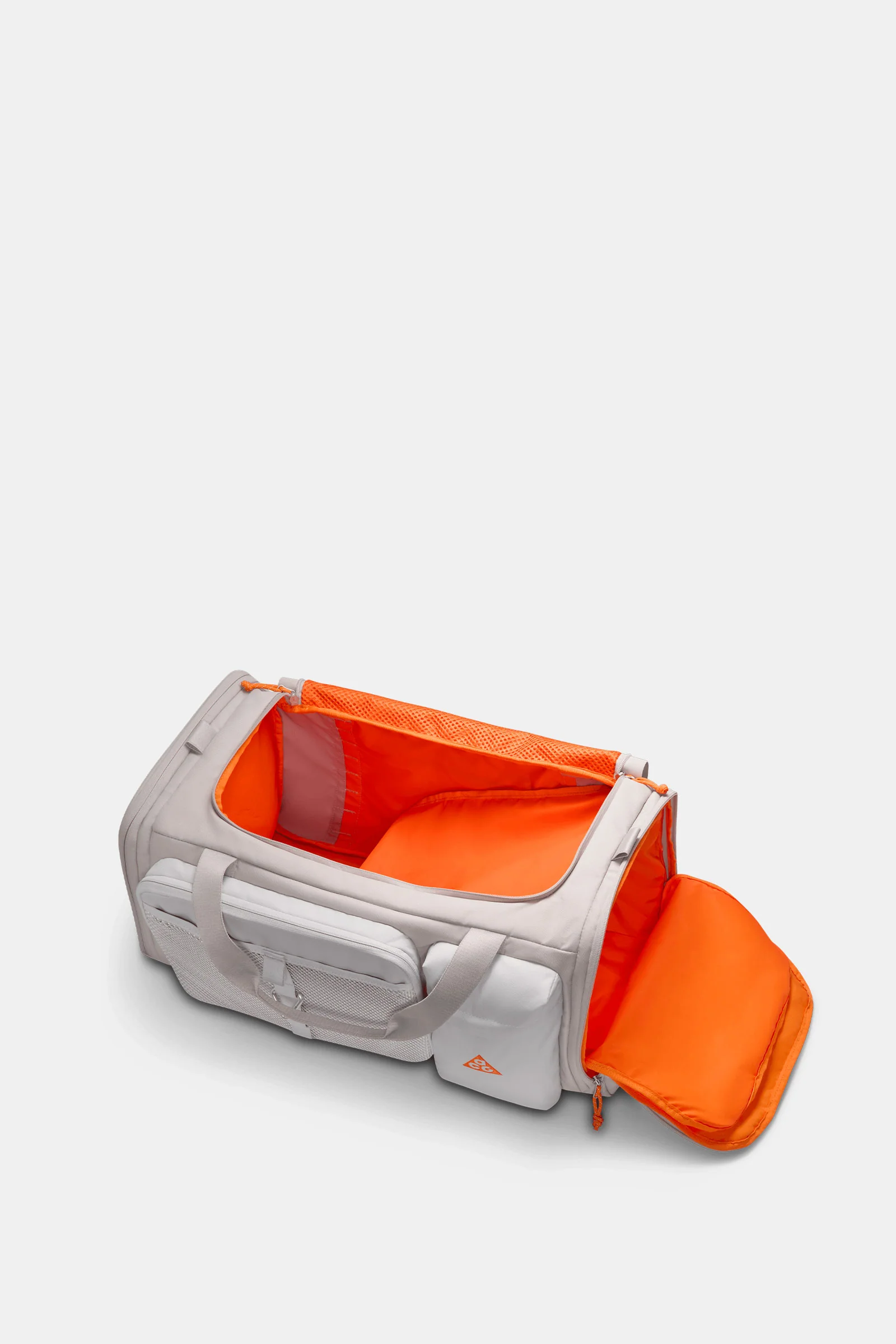 Nike ACG Daymax Duffle Bag (60L) - Image 4
