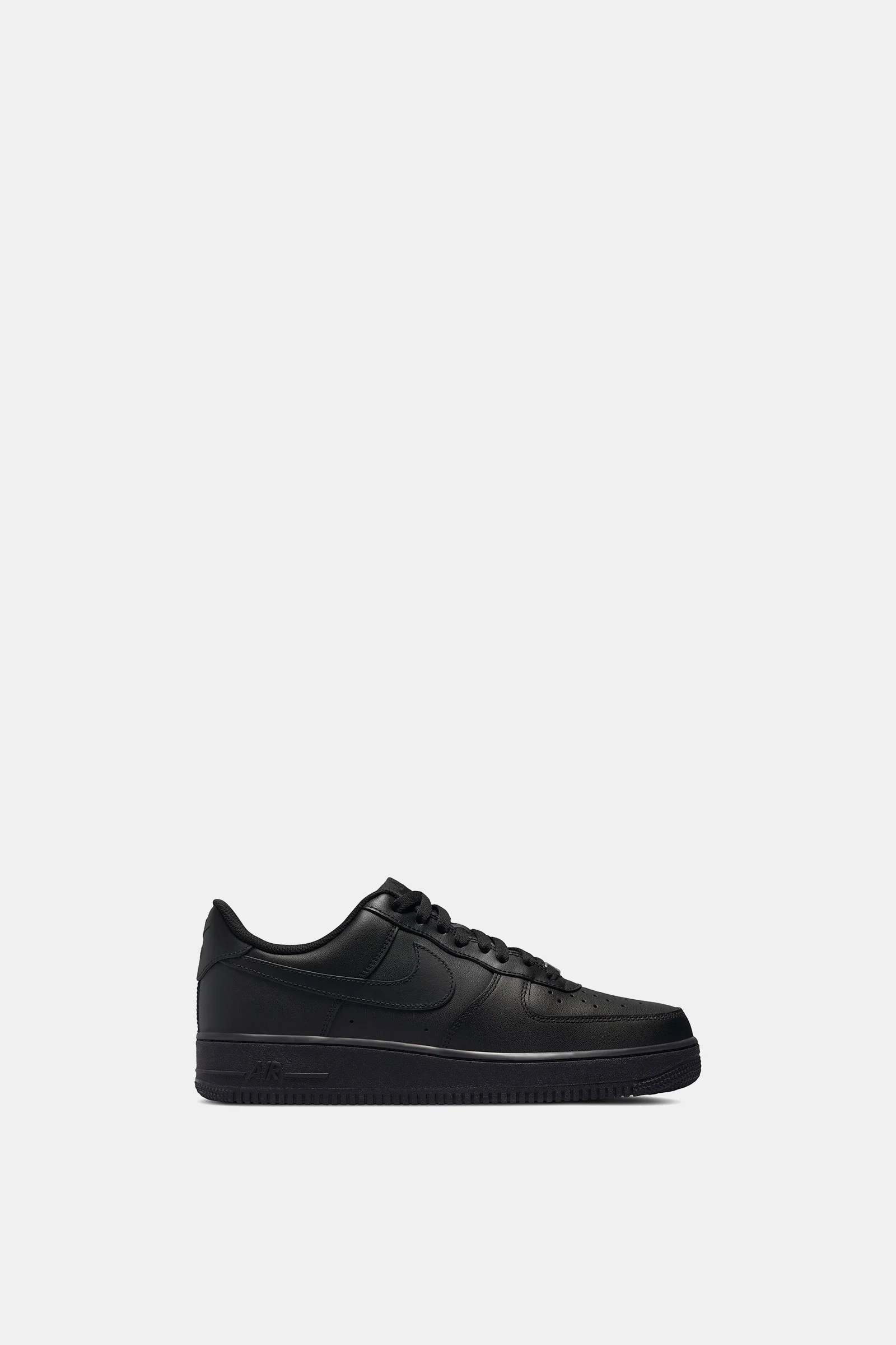 NIKE AIR FORCE 1 '07