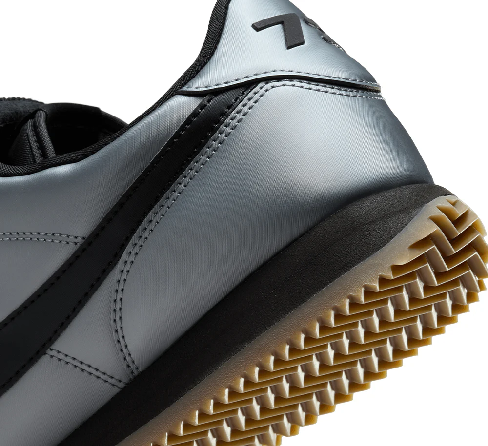 Nike Cortez SE - Image 8