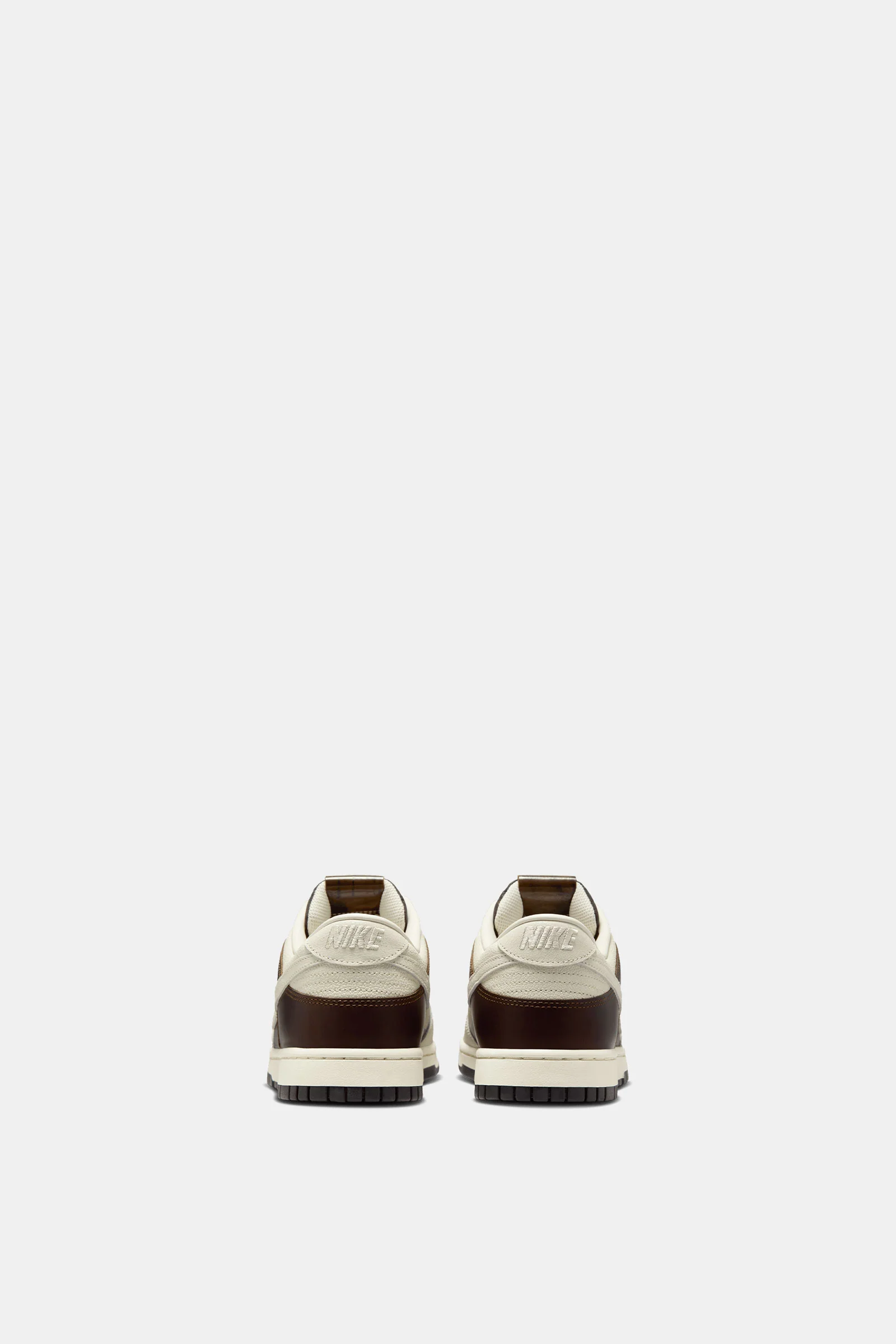 Nike Dunk Low Retro - Image 4