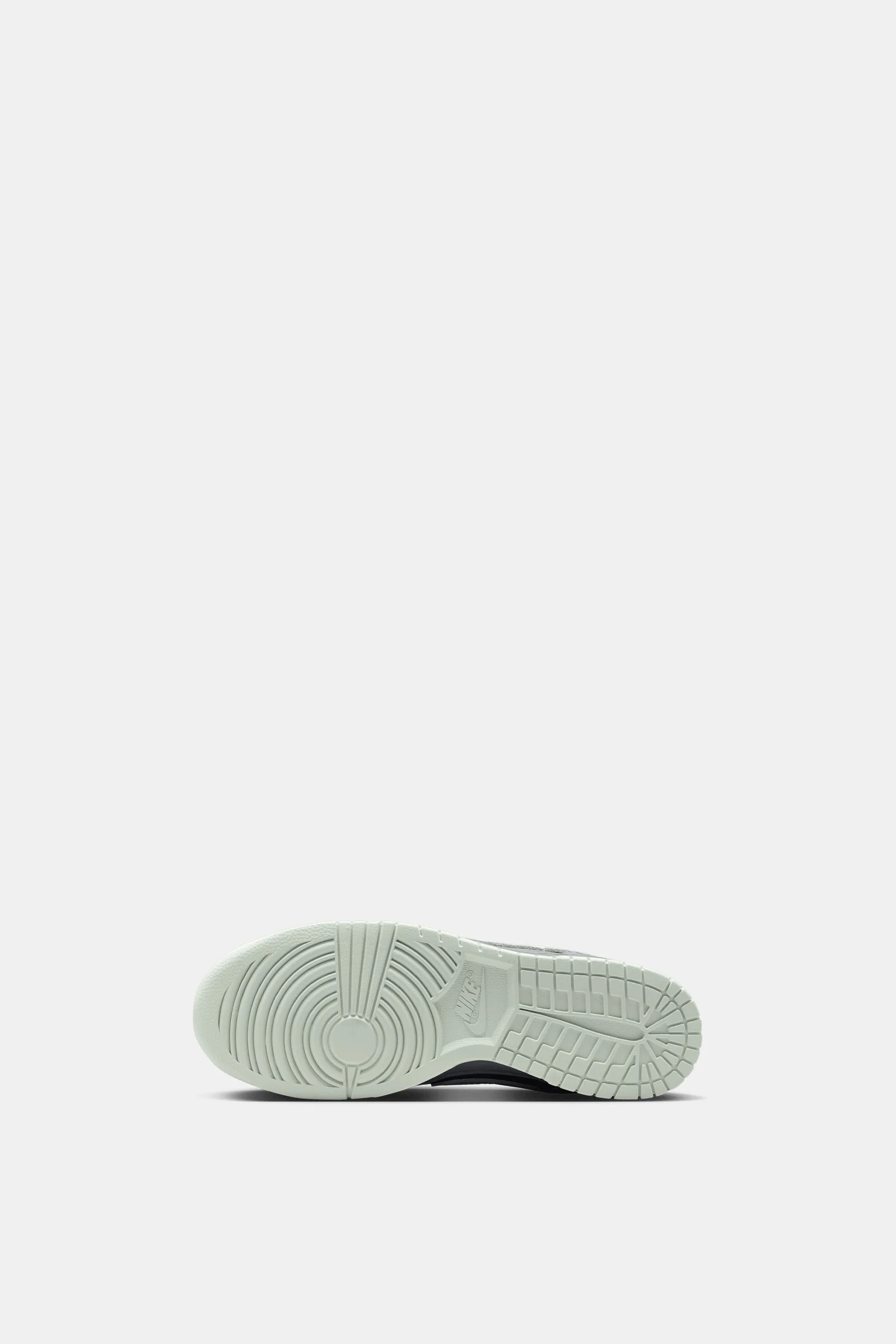 Nike Dunk Low Retro - Image 5