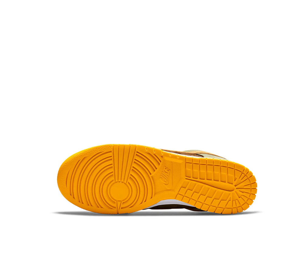 Nike Dunk Low SE - Image 5