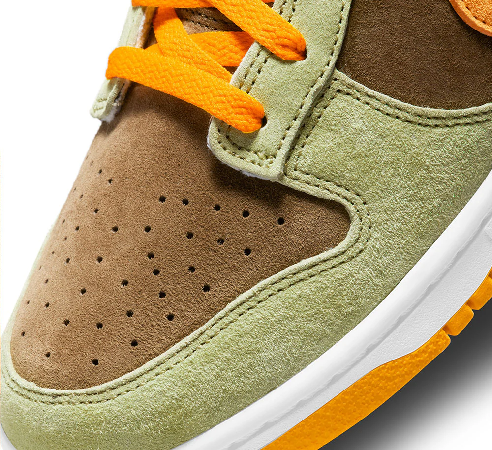 Nike Dunk Low SE - Image 6