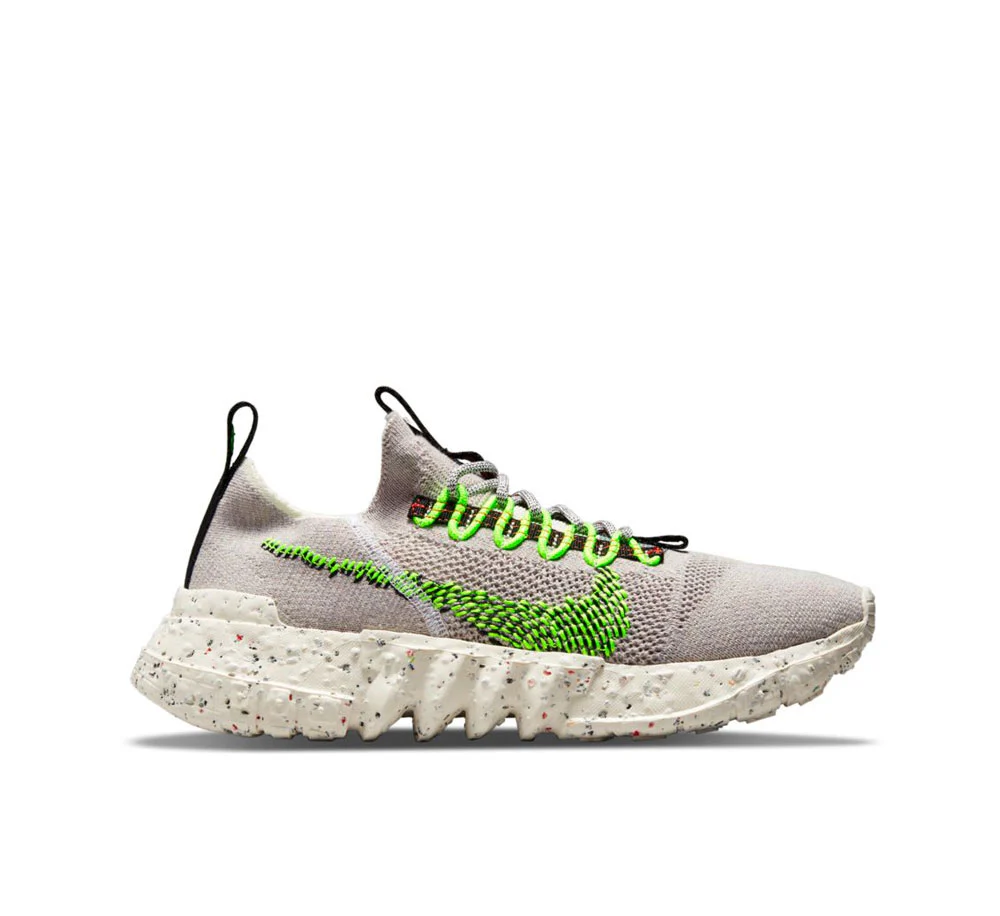NIKE SPACE HIPPIE 01