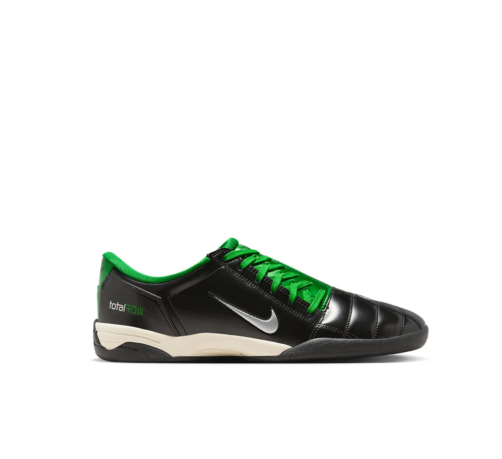 Nike Total 90 SP