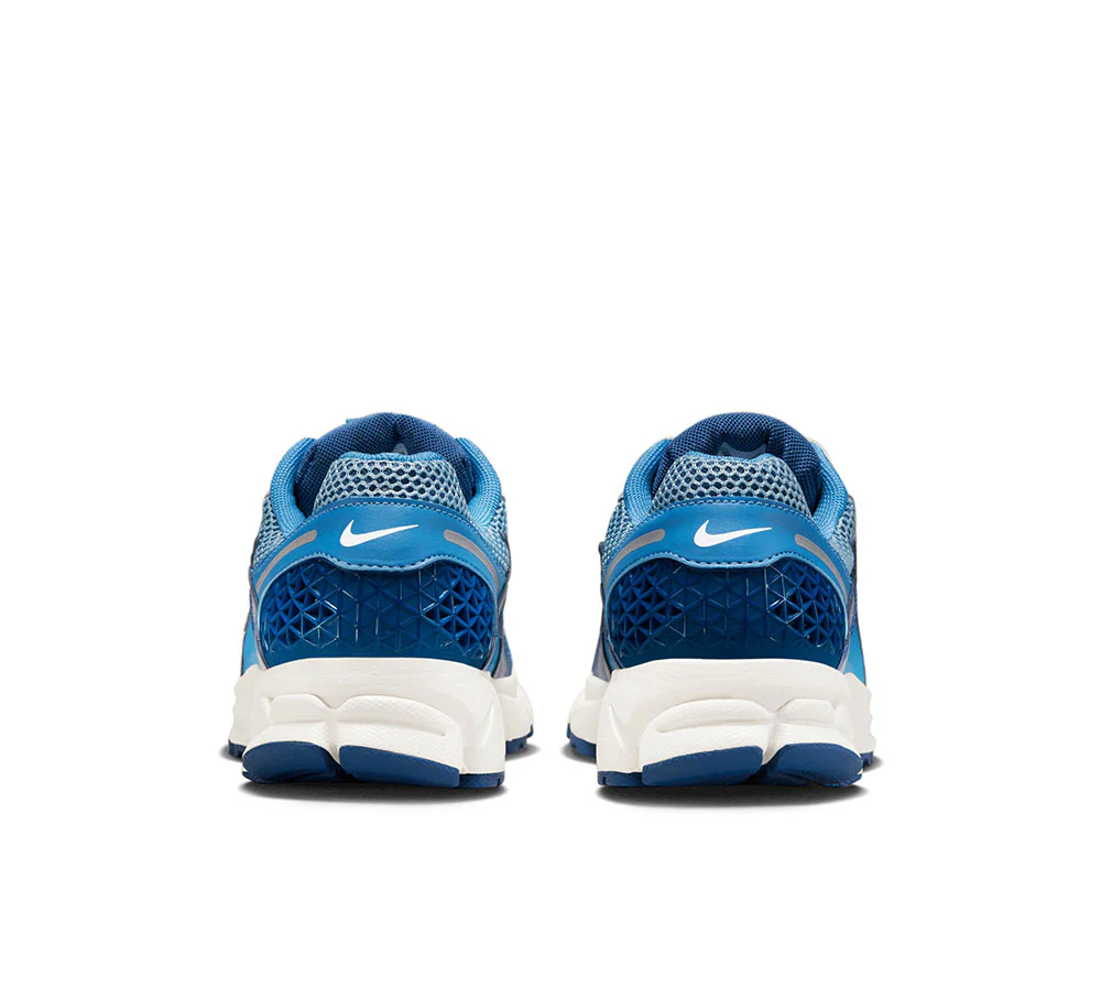 NIKE ZOOM VOMERO 5 - Image 4