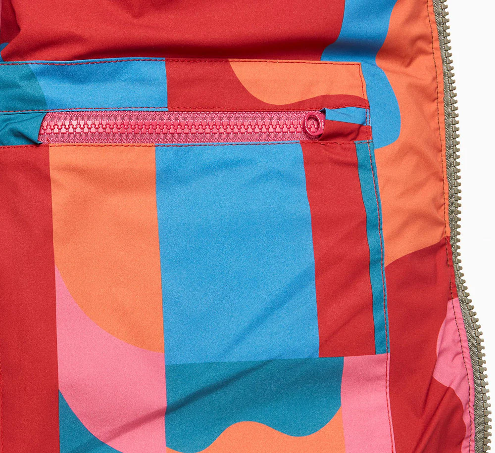 SITTING PEAR PUFFER VEST - Image 7