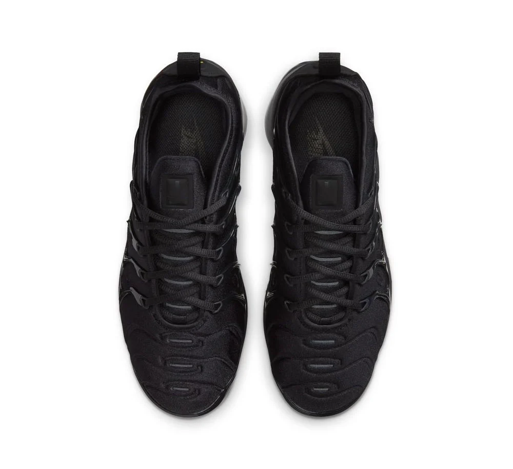 WOMEN'S AIR VAPORMAX PLUS - Image 3