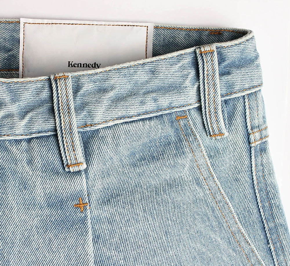 WIDE TAPERED FIT JEAN - Image 3