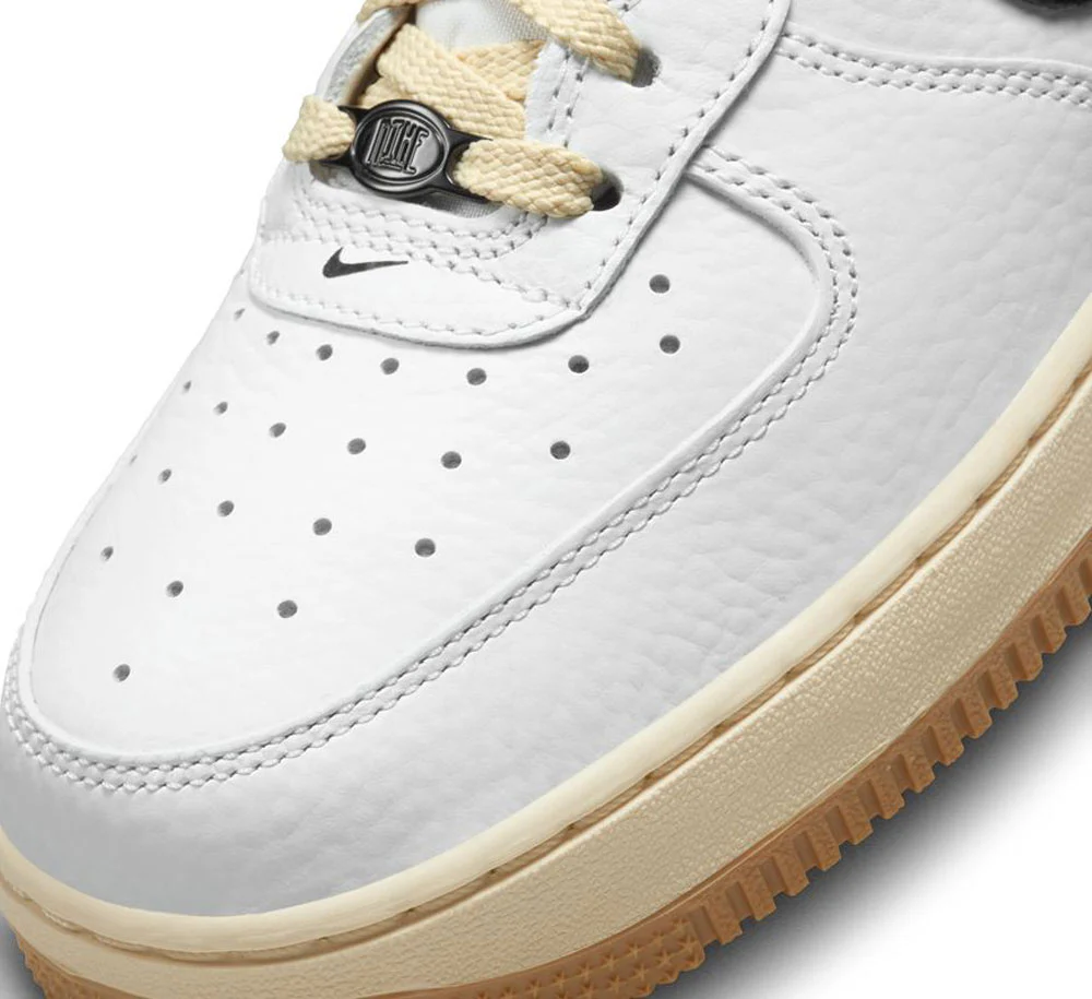 WMNS AIR FORCE 1 '07 LX - Image 7