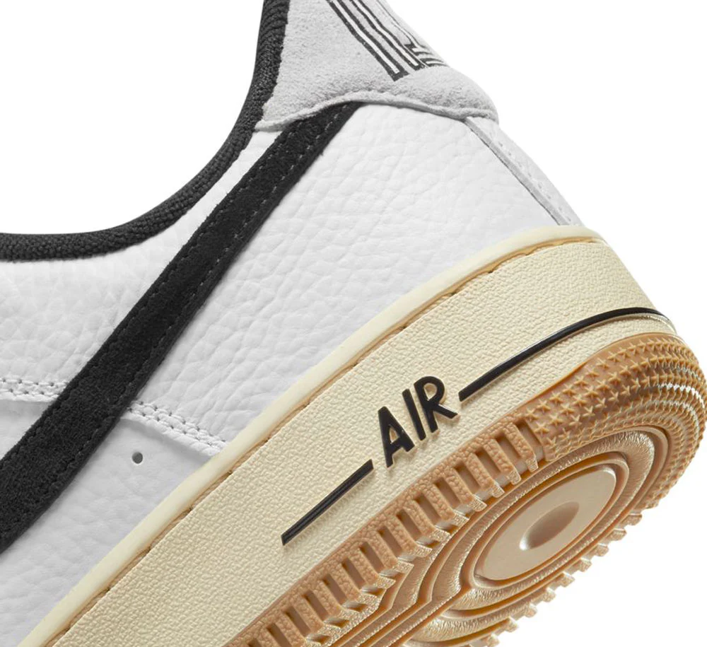 WMNS AIR FORCE 1 '07 LX - Image 8