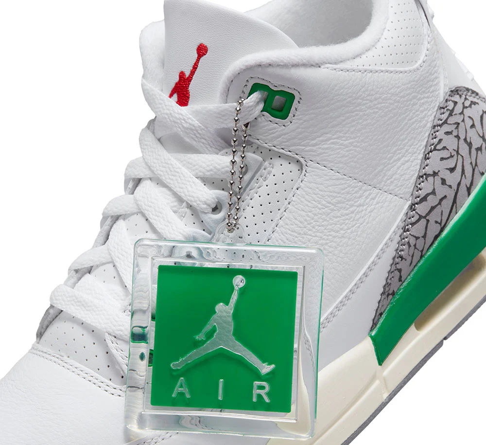 WOMEN'S AIR JORDAN 3 RETRO - Image 7