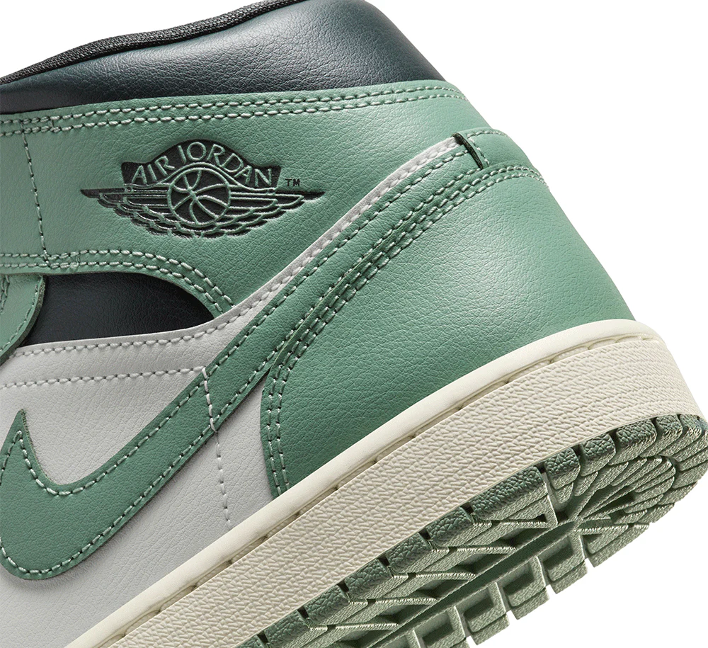 Women's Air Jordan 1 Mid - Image 7
