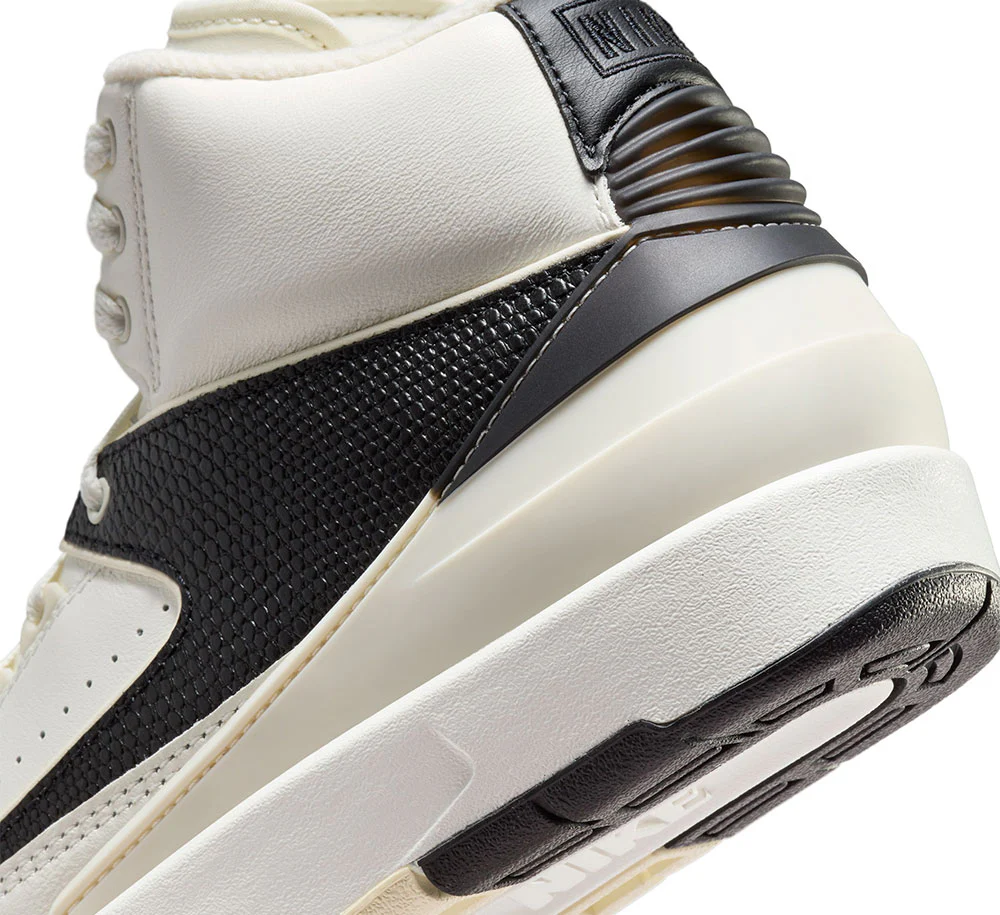 WOMENS AIR JORDAN 2 RETRO - Image 7