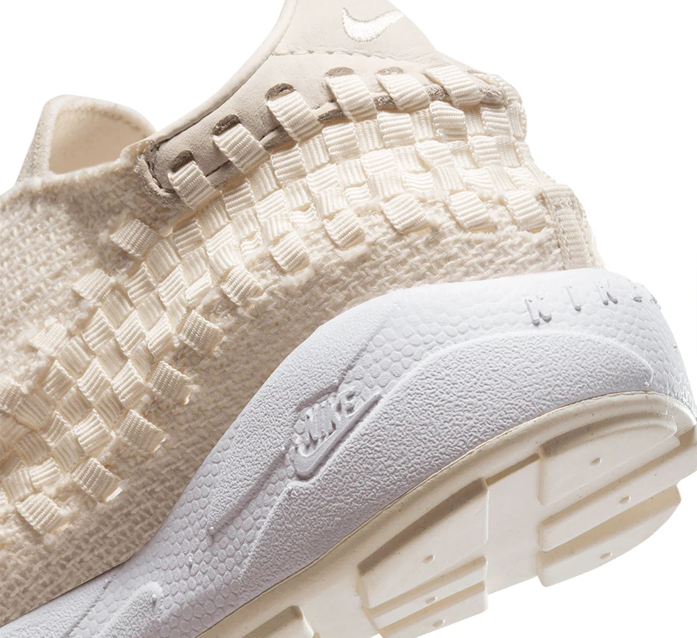 Women's Nike Air Footscape Woven - Image 7