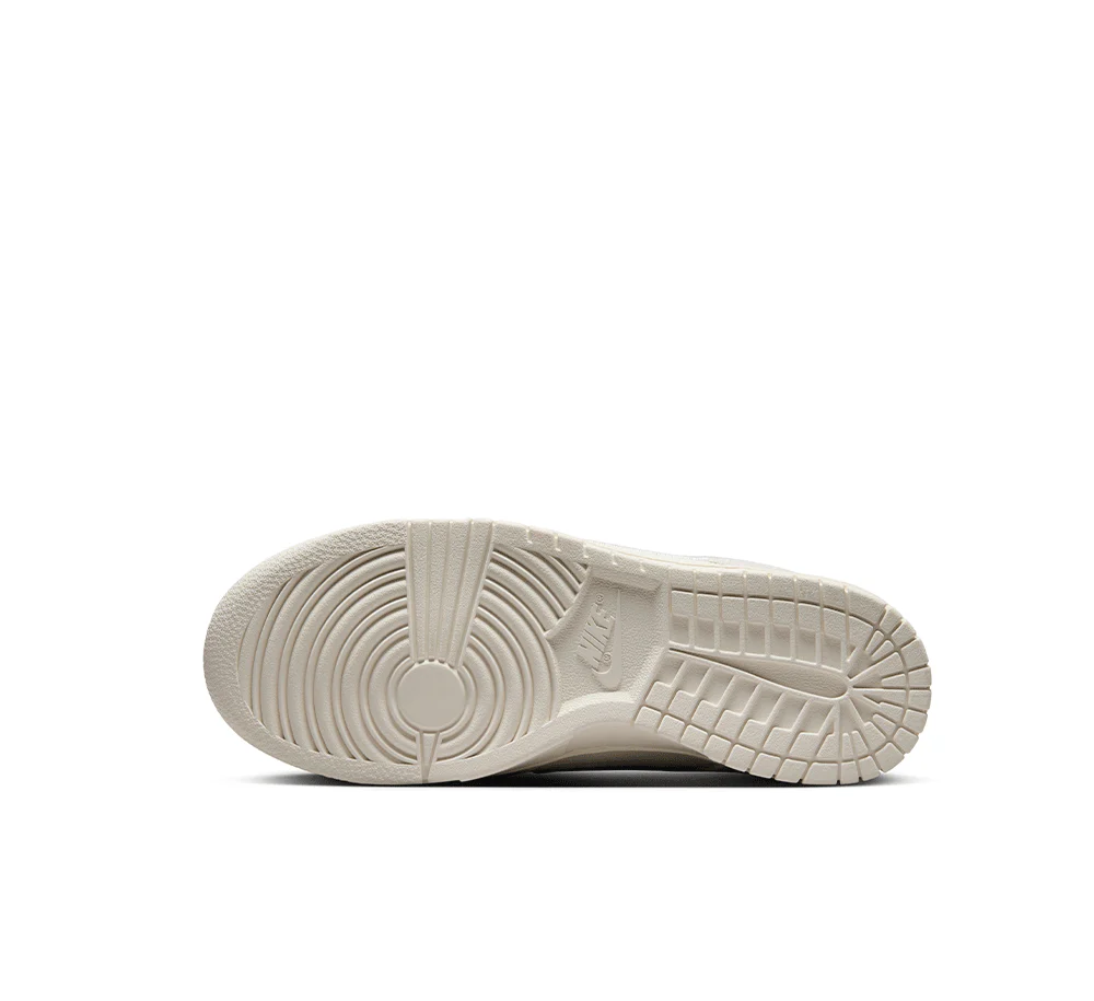 Womens Nike Dunk Low - Image 4