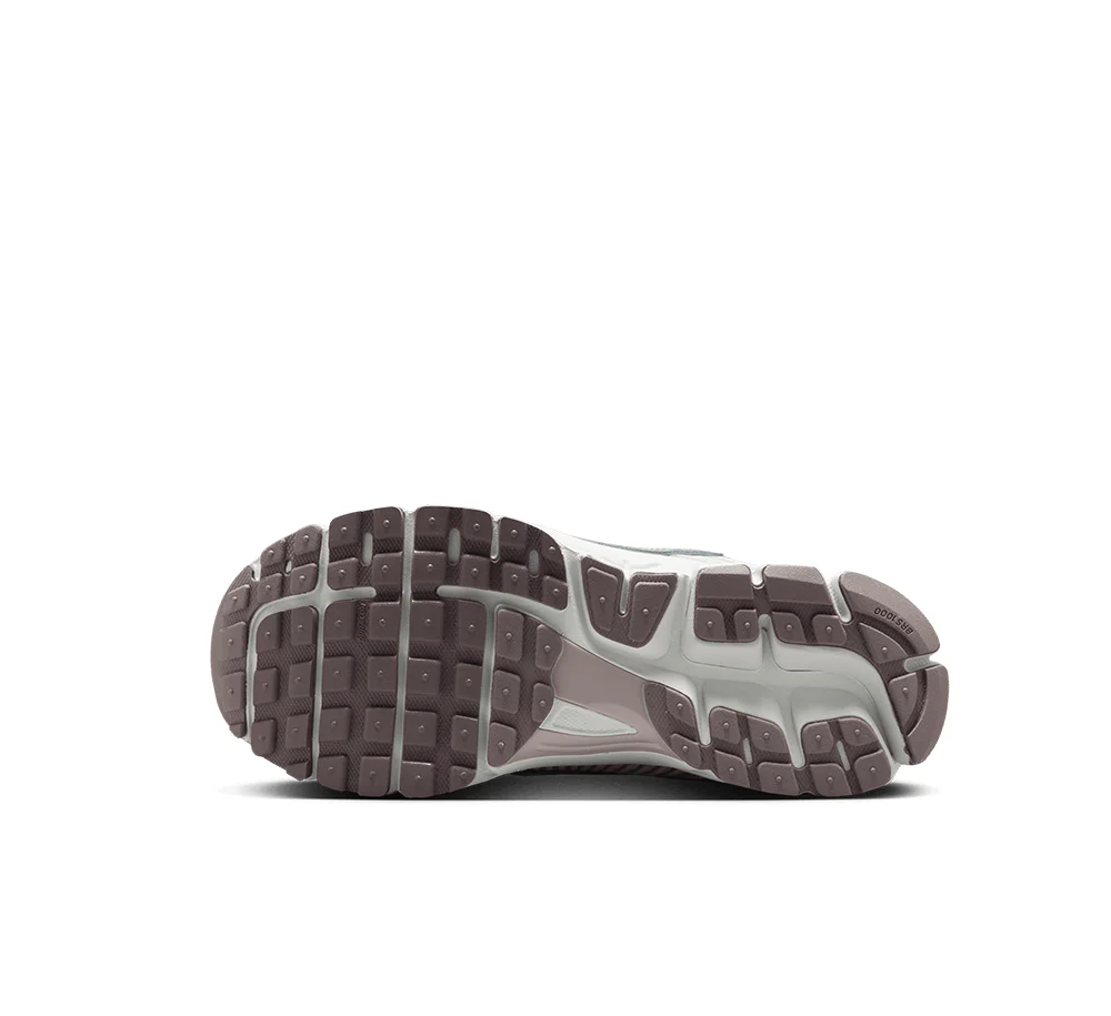Womens Nike Zoom Vomero 5 - Image 3