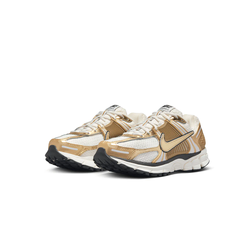 Women's Nike Zoom Vomero 5 - Image 2