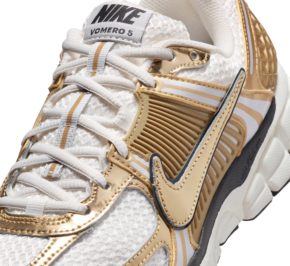 Women's Nike Zoom Vomero 5 - Image 6